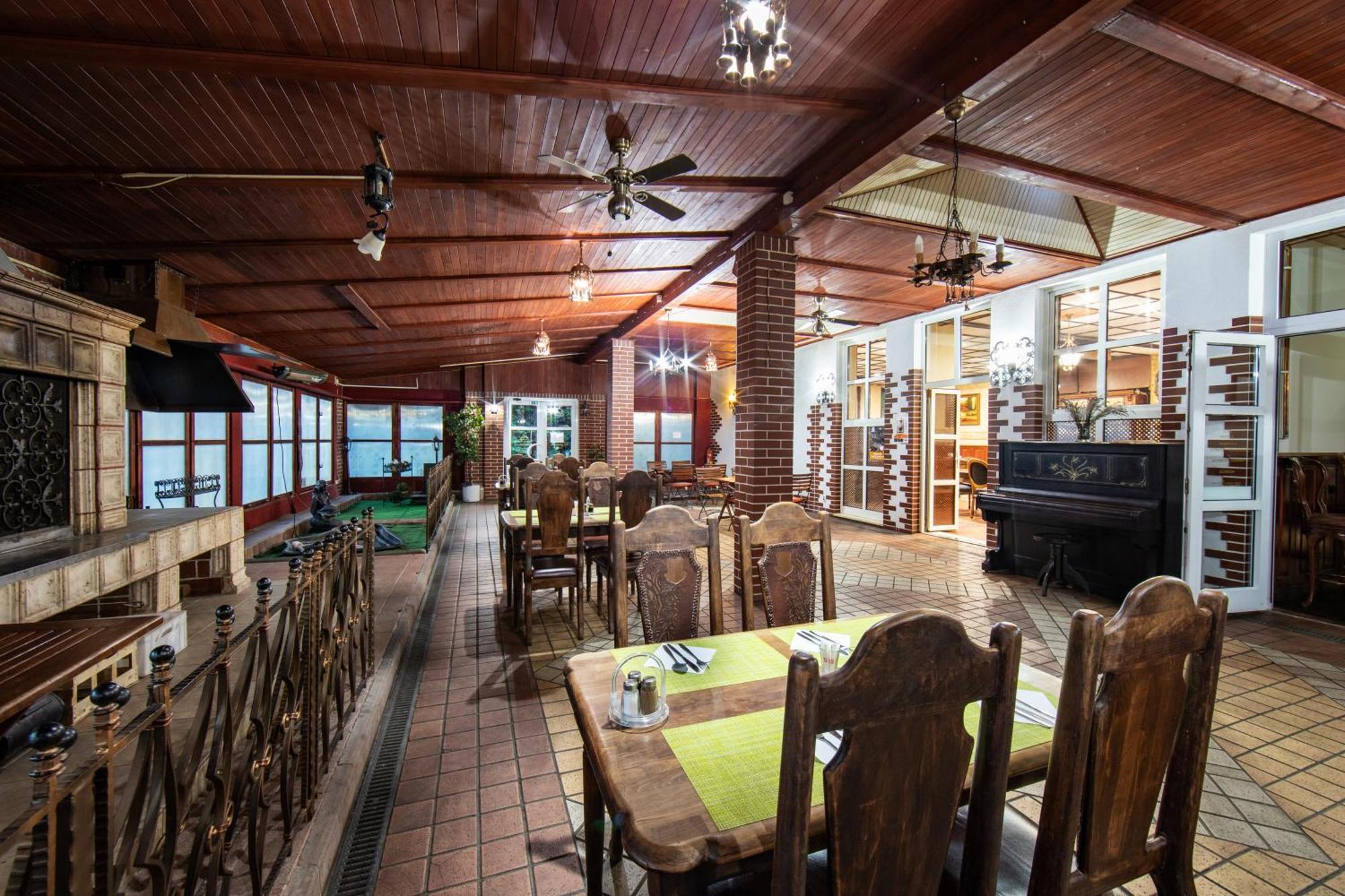 Hotel Armales Stakcin Luaran gambar